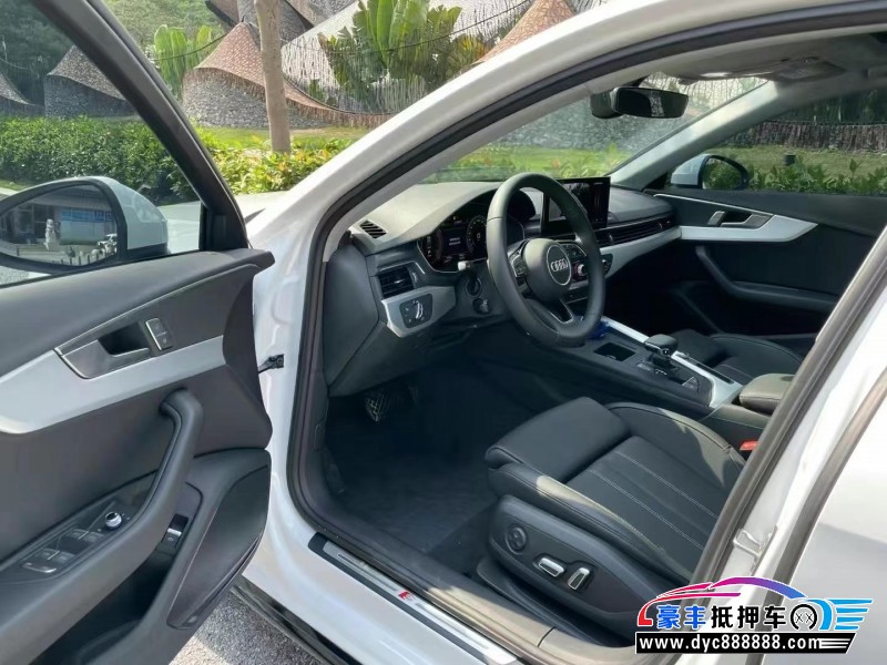 24年奥迪A4L轿车抵押车出售