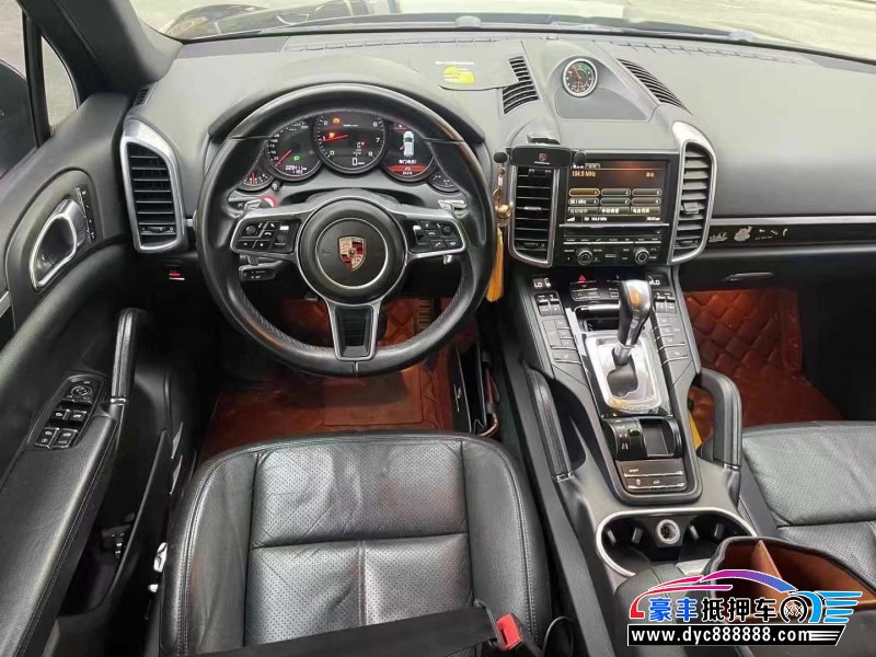 14年保时捷卡宴轿车抵押车出售