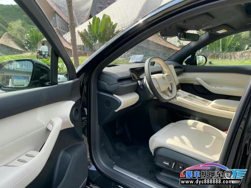 25年蔚来ES6轿车抵押车出售