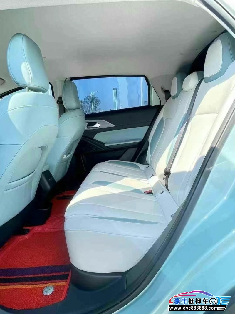 24年吉利几何轿车抵押车出售