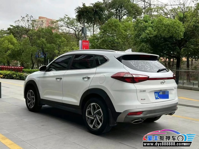 21年现代途胜轿车抵押车出售