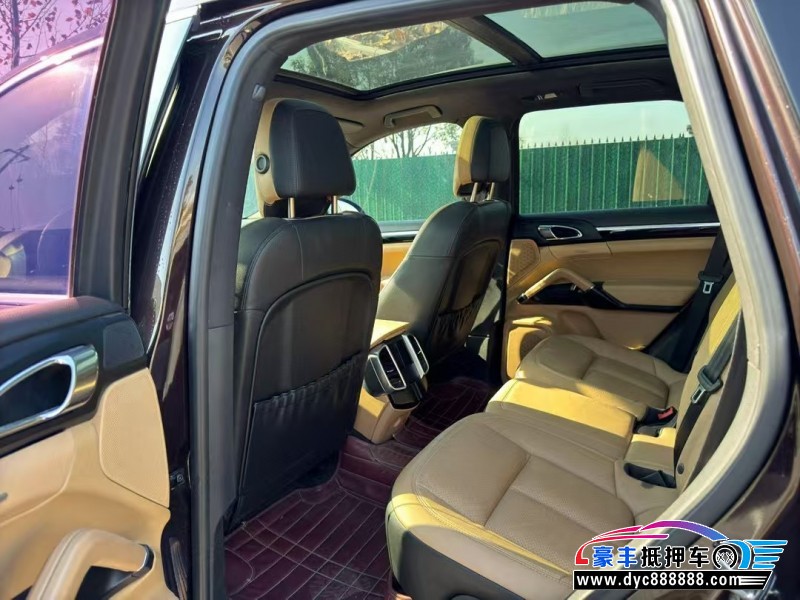 15年保时捷卡宴轿车抵押车出售