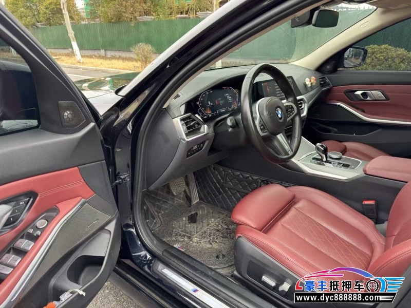 22年宝马3系轿车抵押车出售