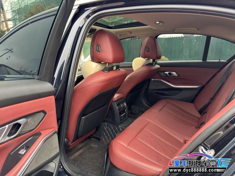 22年宝马3系轿车抵押车出售