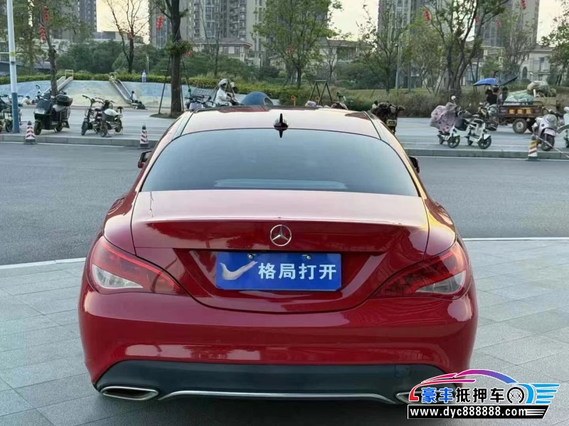 17年奔驰CLA轿车抵押车出售