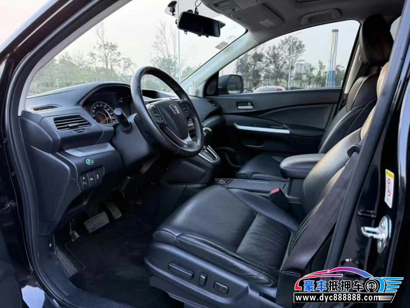 14年本田CR-V轿车抵押车出售