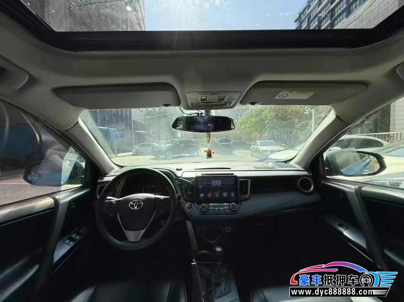 17年丰田RAV4荣放轿车抵押车出售