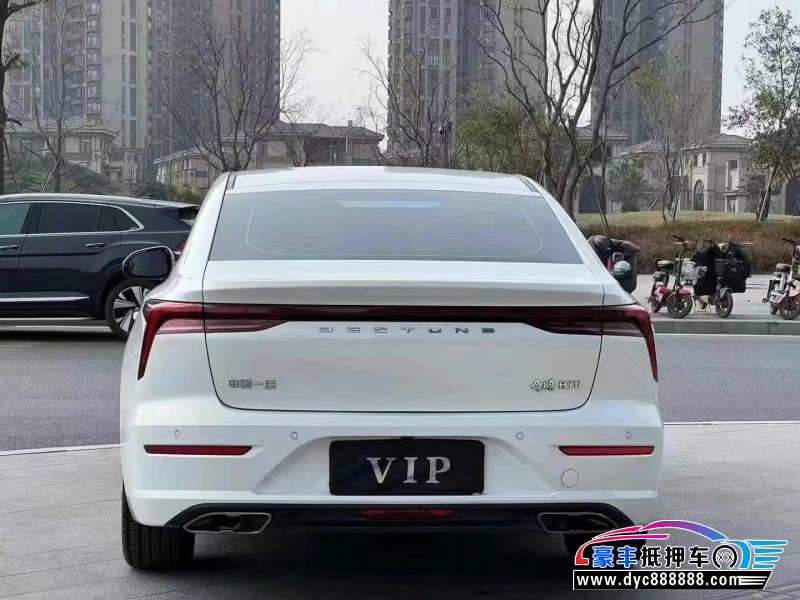 23年奔腾B70轿车抵押车出售