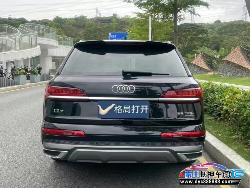 21年奥迪Q7轿车抵押车出售