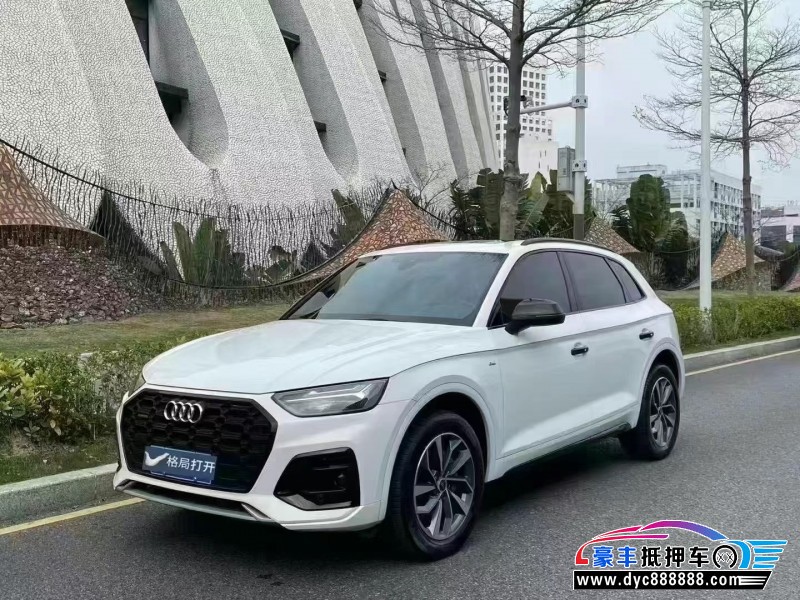 23年奥迪Q5轿车抵押车出售