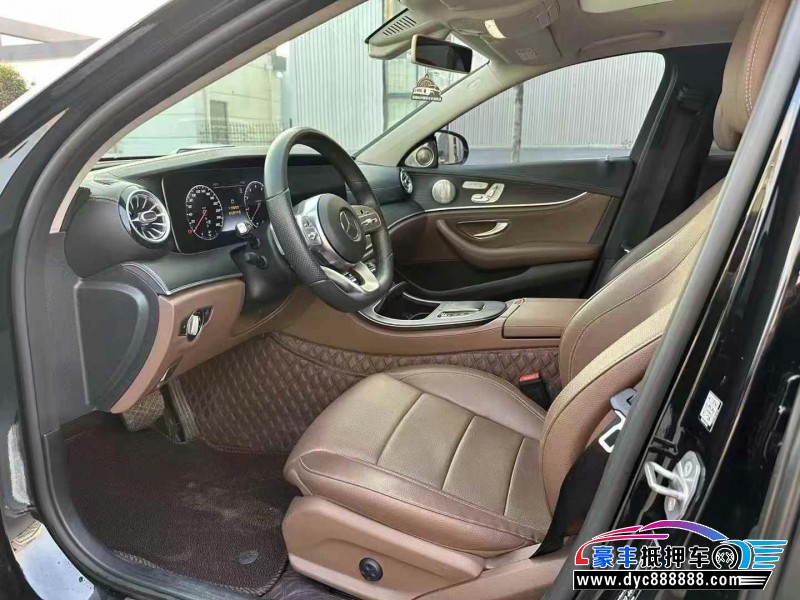 20年奔驰E轿车抵押车出售