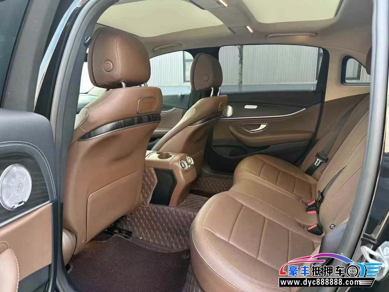 20年奔驰E轿车抵押车出售