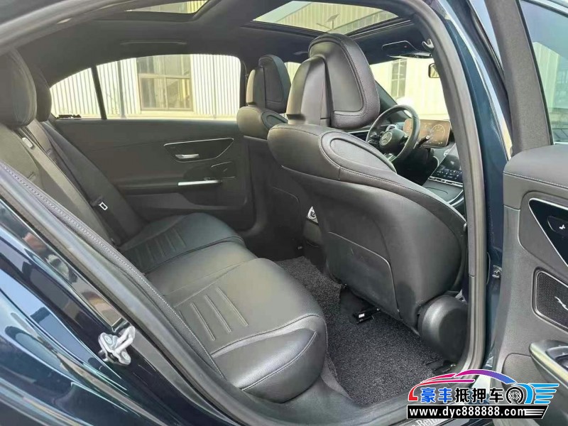 22年奔驰C轿车抵押车出售