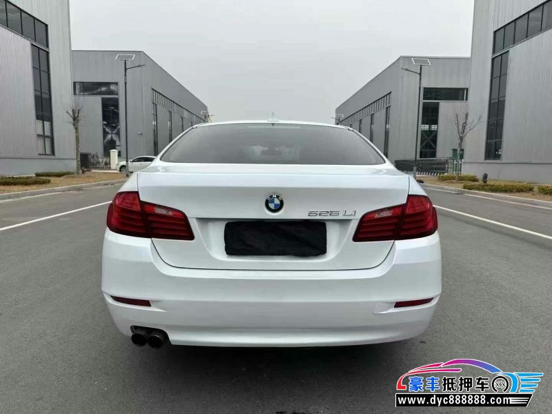 15年宝马5系轿车抵押车出售