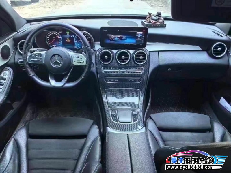 19年奔驰C轿车抵押车出售