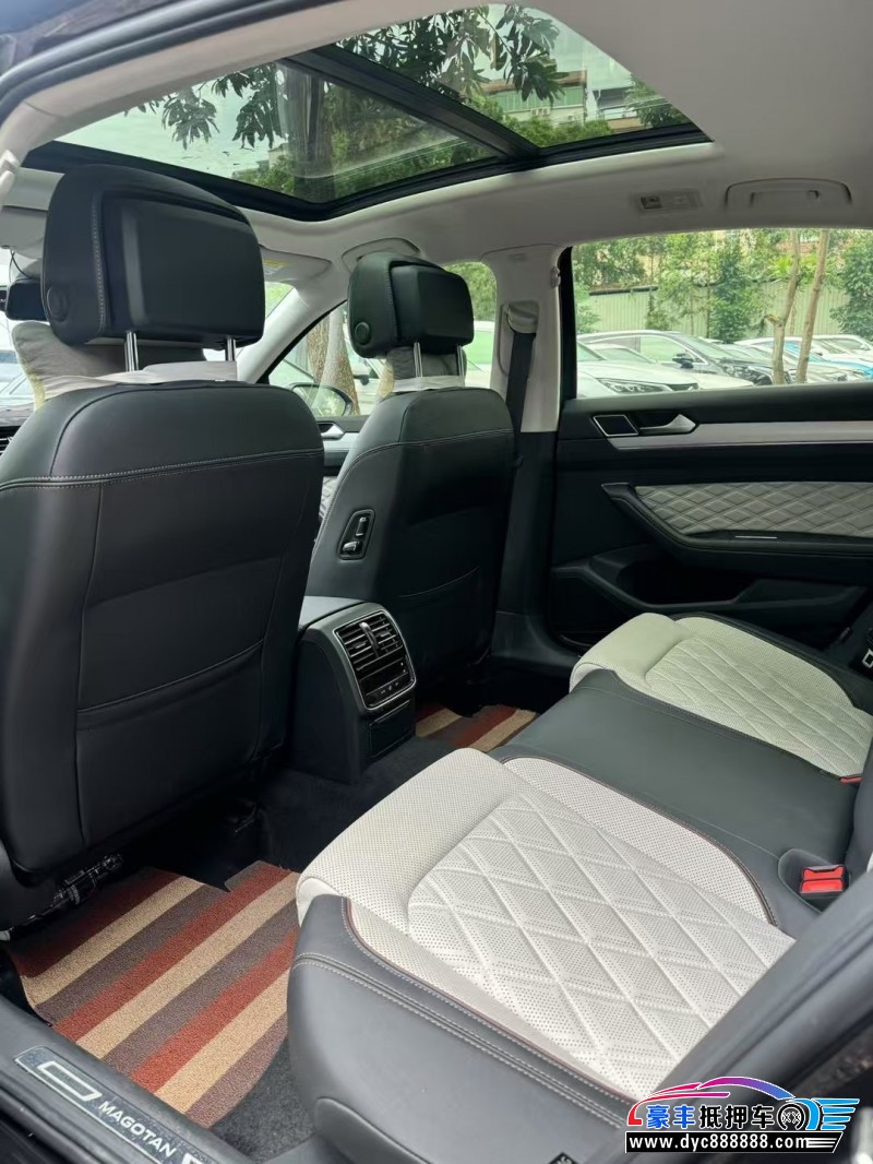 24年大众迈腾轿车抵押车出售