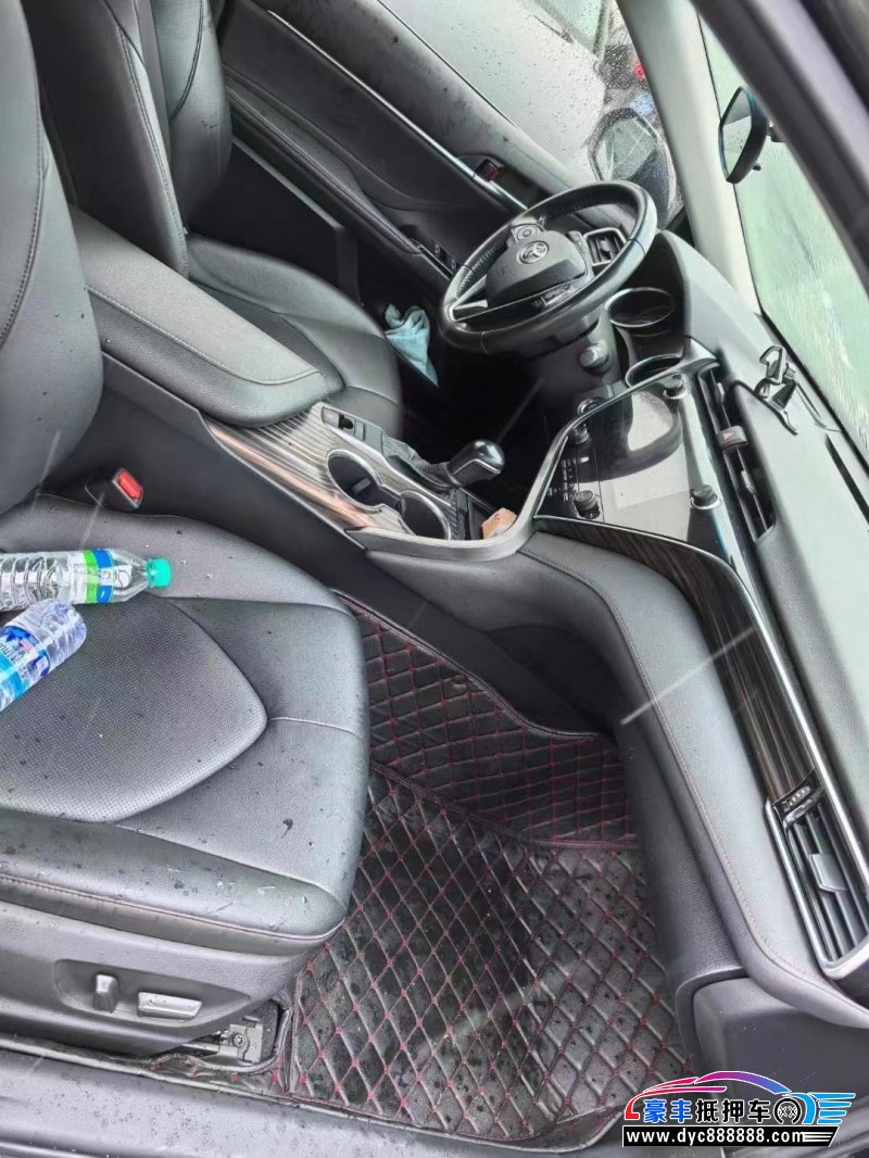 21年丰田凯美瑞轿车抵押车出售