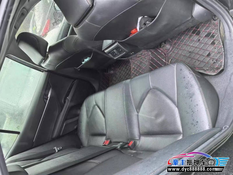 21年丰田凯美瑞轿车抵押车出售