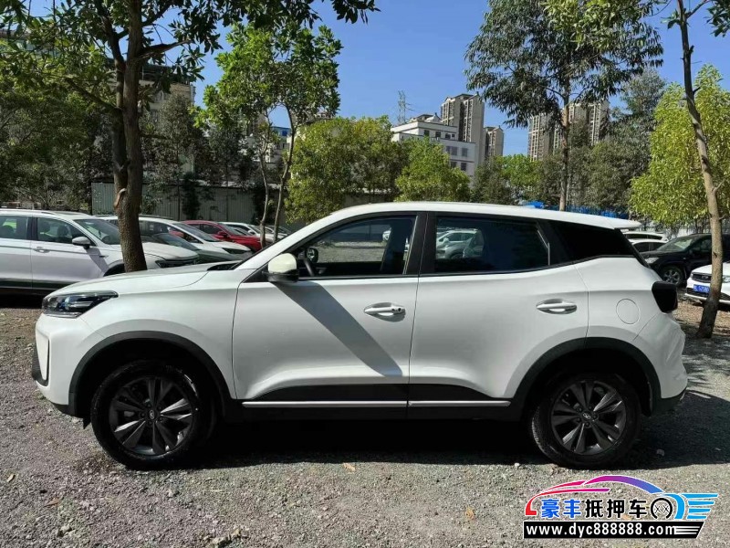 24年凯翼炫界轿车抵押车出售