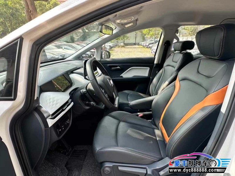 24年奔腾奔腾NAT轿车抵押车出售