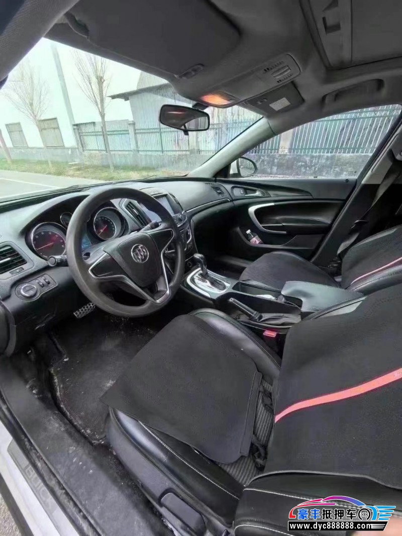 16年别克君威轿车抵押车出售