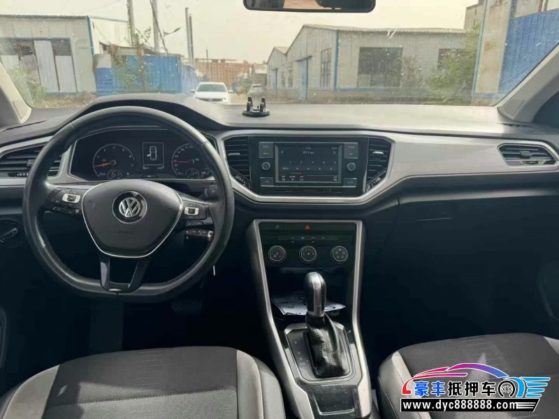 20年大众探歌轿车抵押车出售