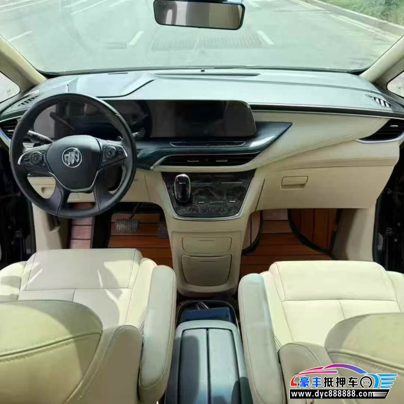 23年别克GL8轿车抵押车出售