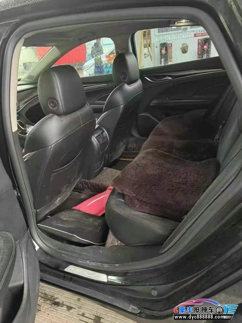 21年别克君越轿车抵押车出售