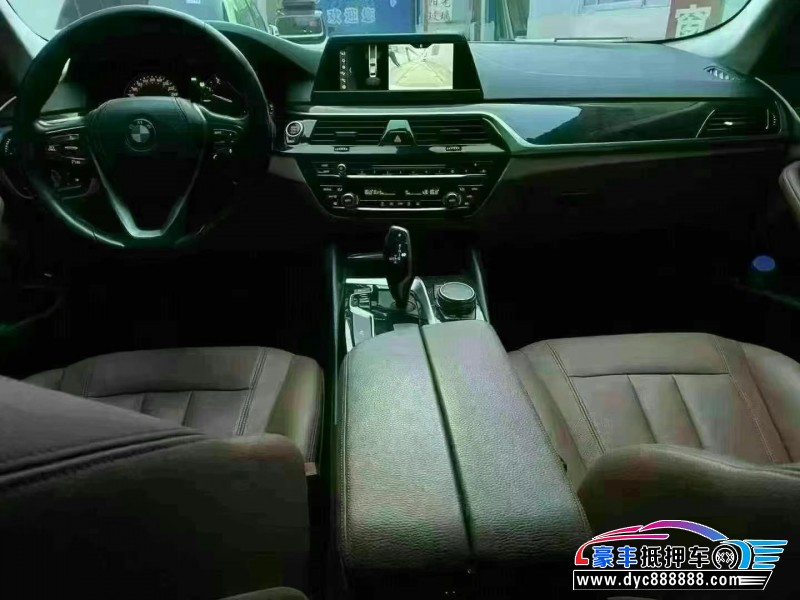 18年宝马5系轿车抵押车出售