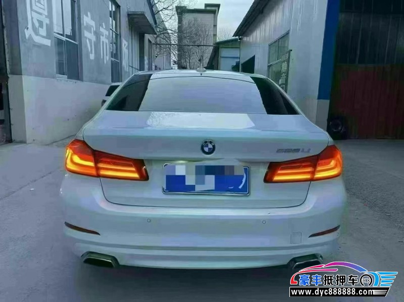 18年宝马5系轿车抵押车出售