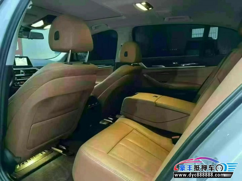 18年宝马5系轿车抵押车出售