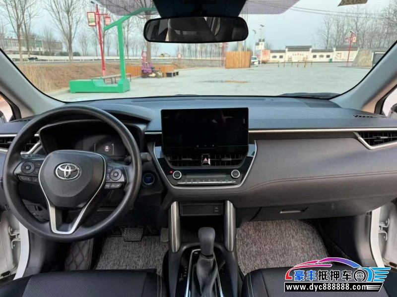 24年丰田锋兰达轿车抵押车出售