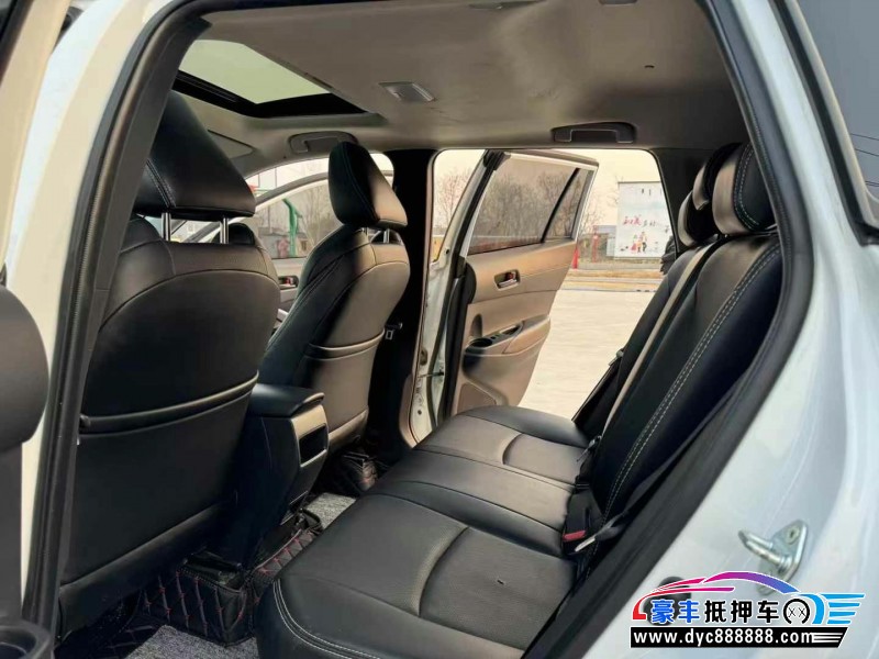 24年丰田锋兰达轿车抵押车出售