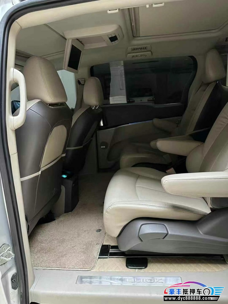 14年别克GL8轿车抵押车出售