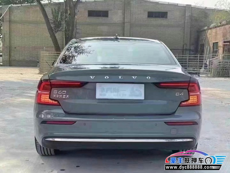 23年沃尔沃S60轿车抵押车出售