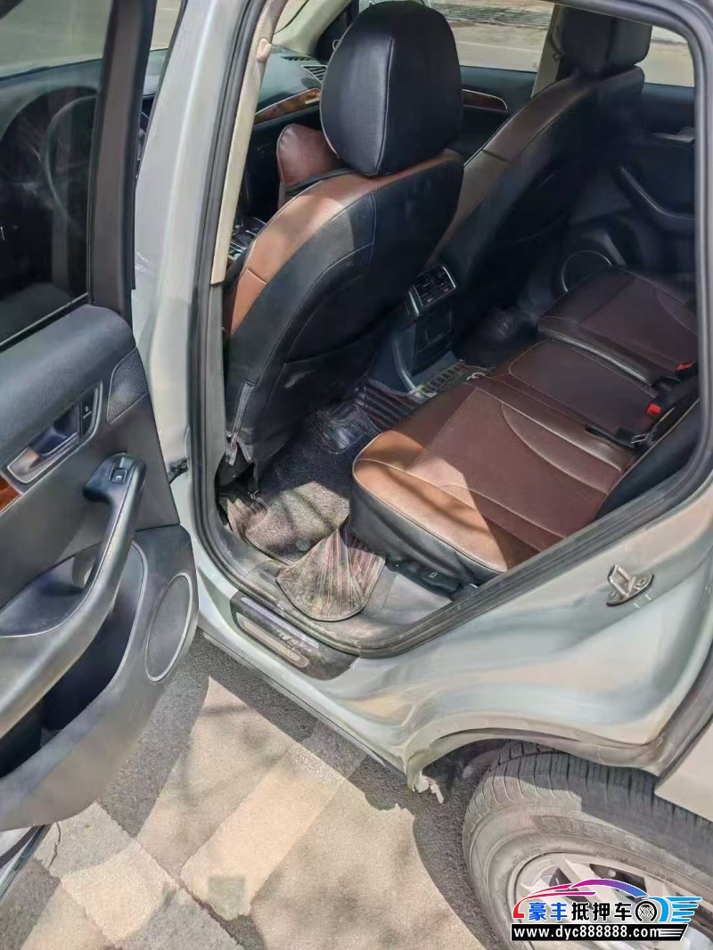 11年奥迪Q5轿车抵押车出售