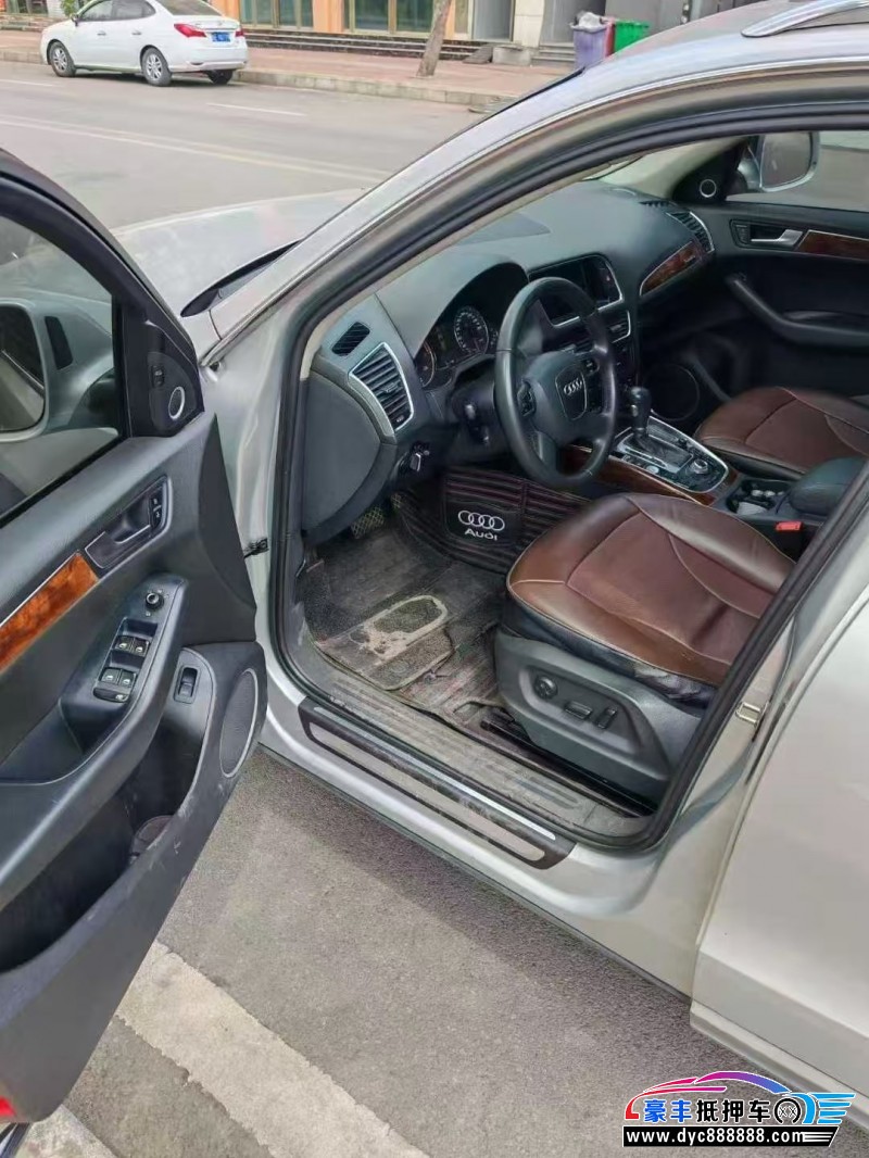 11年奥迪Q5轿车抵押车出售