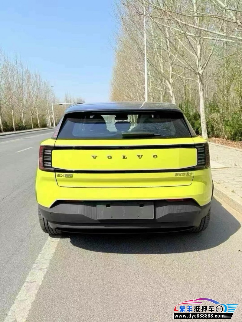 25年沃尔沃ex30轿车抵押车出售