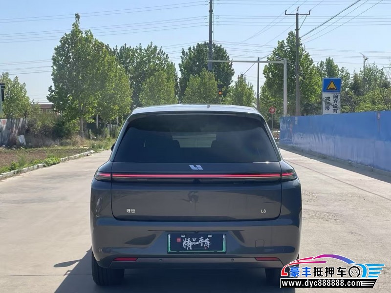 23年理想L8轿车抵押车出售