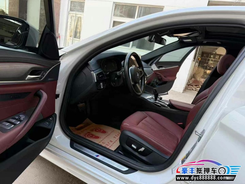 23年宝马5系轿车抵押车出售