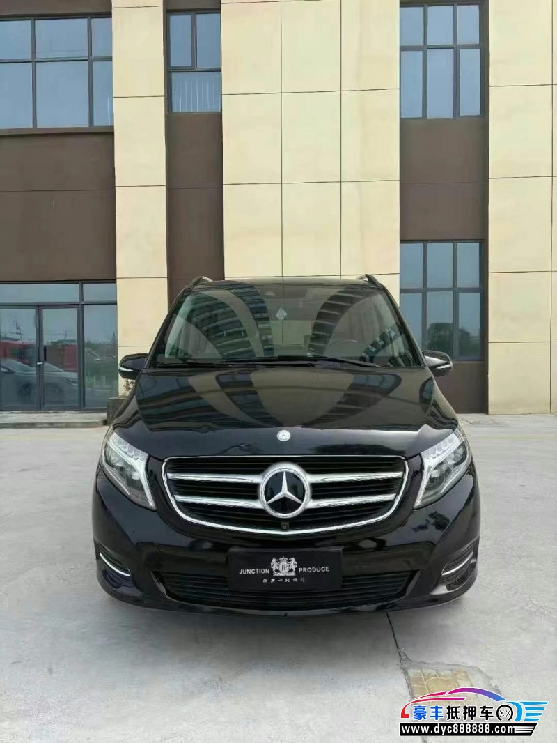 17年奔驰V轿车抵押车出售