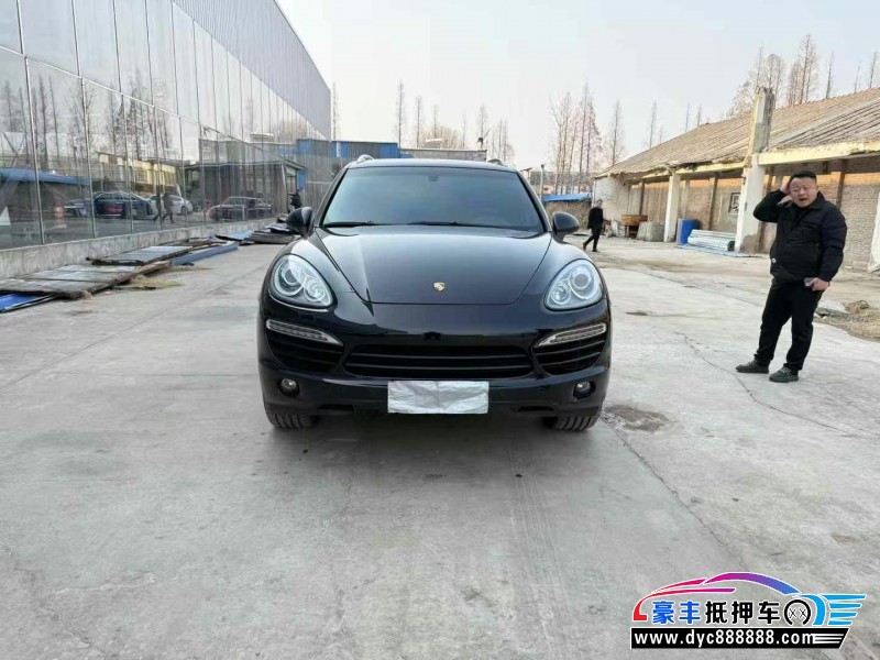 14年保时捷卡宴轿车抵押车出售