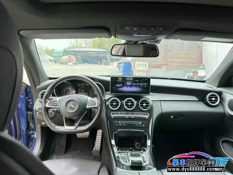 18年奔驰C轿车抵押车出售