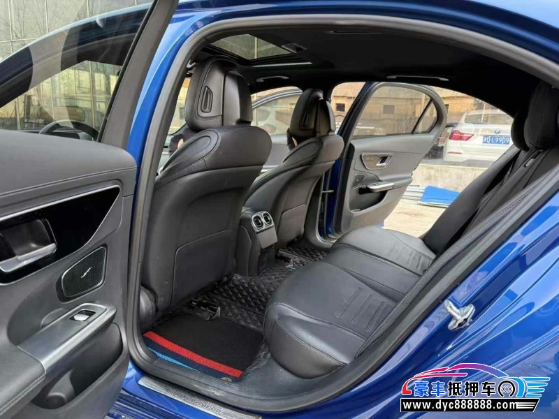 22年奔驰C轿车抵押车出售