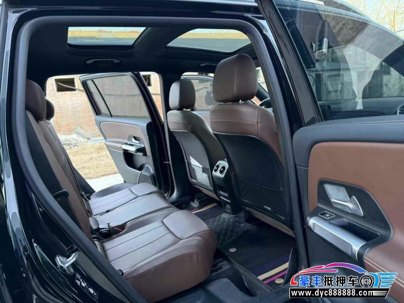 21年奔驰GLB轿车抵押车出售