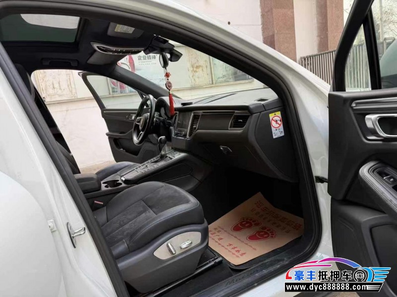 17年保时捷Macan迈凯轿车抵押车出售