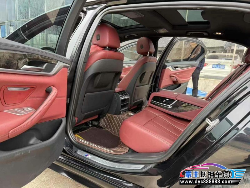 18年宝马5系轿车抵押车出售