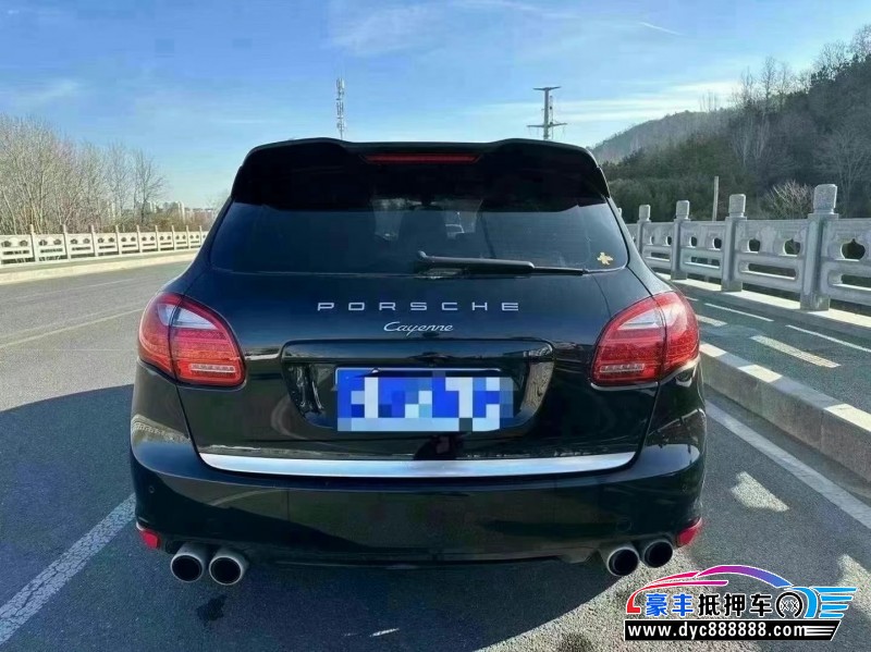 13年保时捷卡宴轿车抵押车出售