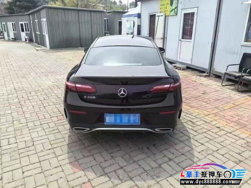 21年奔驰E轿车抵押车出售