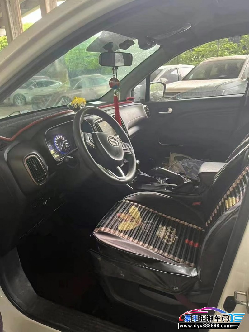 18年传祺gs3轿车抵押车出售